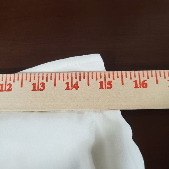 Marla Wynne X Chicos NWT Chiffon Wide Leg Crop Pull On Pants Size L Cloud White - Picture 8 of 10